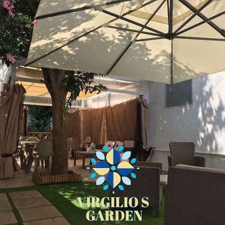 Virgilio’s Garden Bed and Breakfast Castellammare di Stabia Buitenkant foto