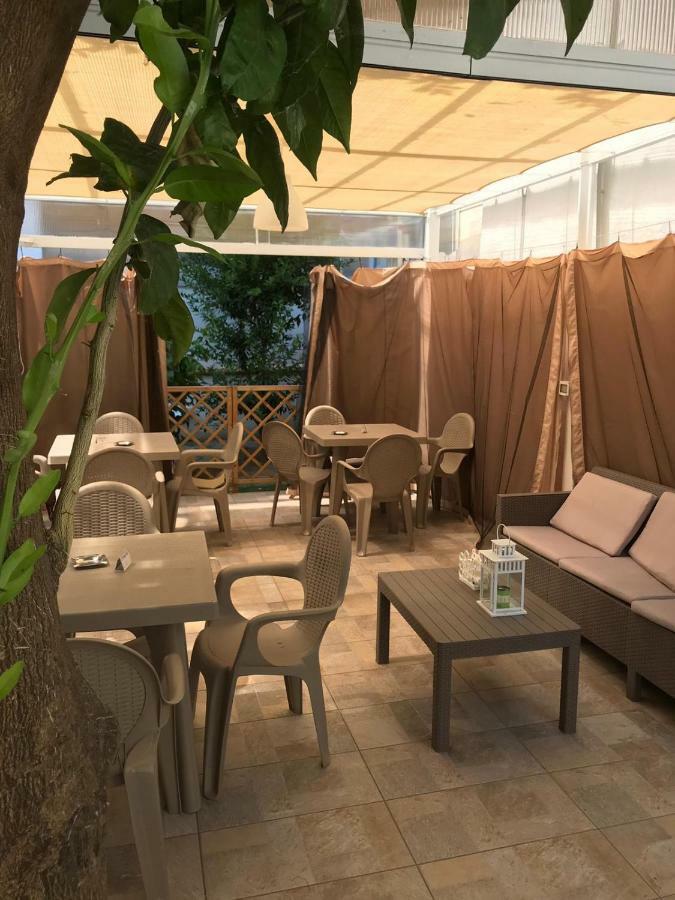 Virgilio’s Garden Bed and Breakfast Castellammare di Stabia Buitenkant foto