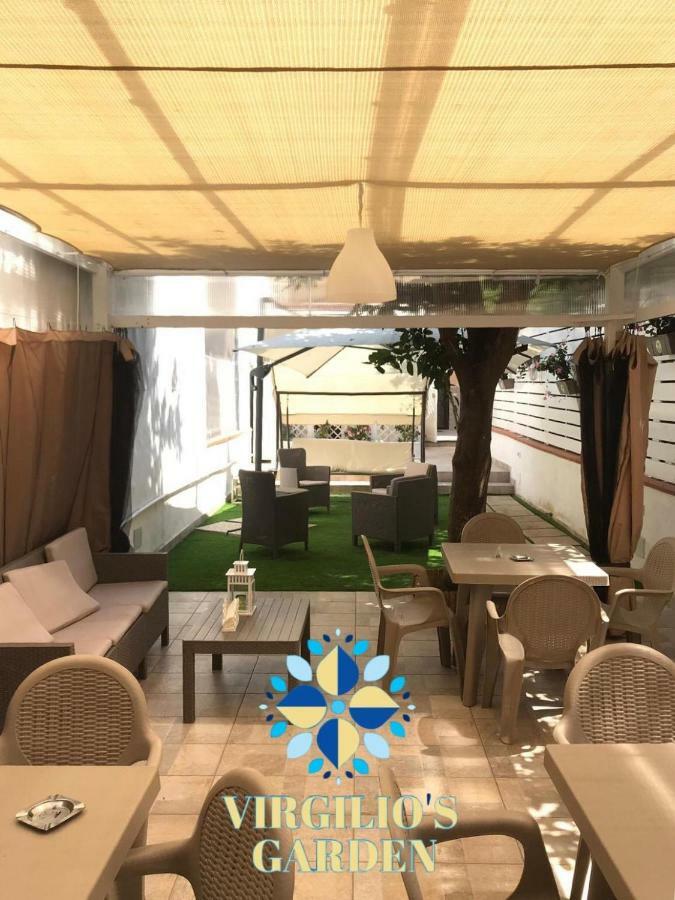 Virgilio’s Garden Bed and Breakfast Castellammare di Stabia Buitenkant foto