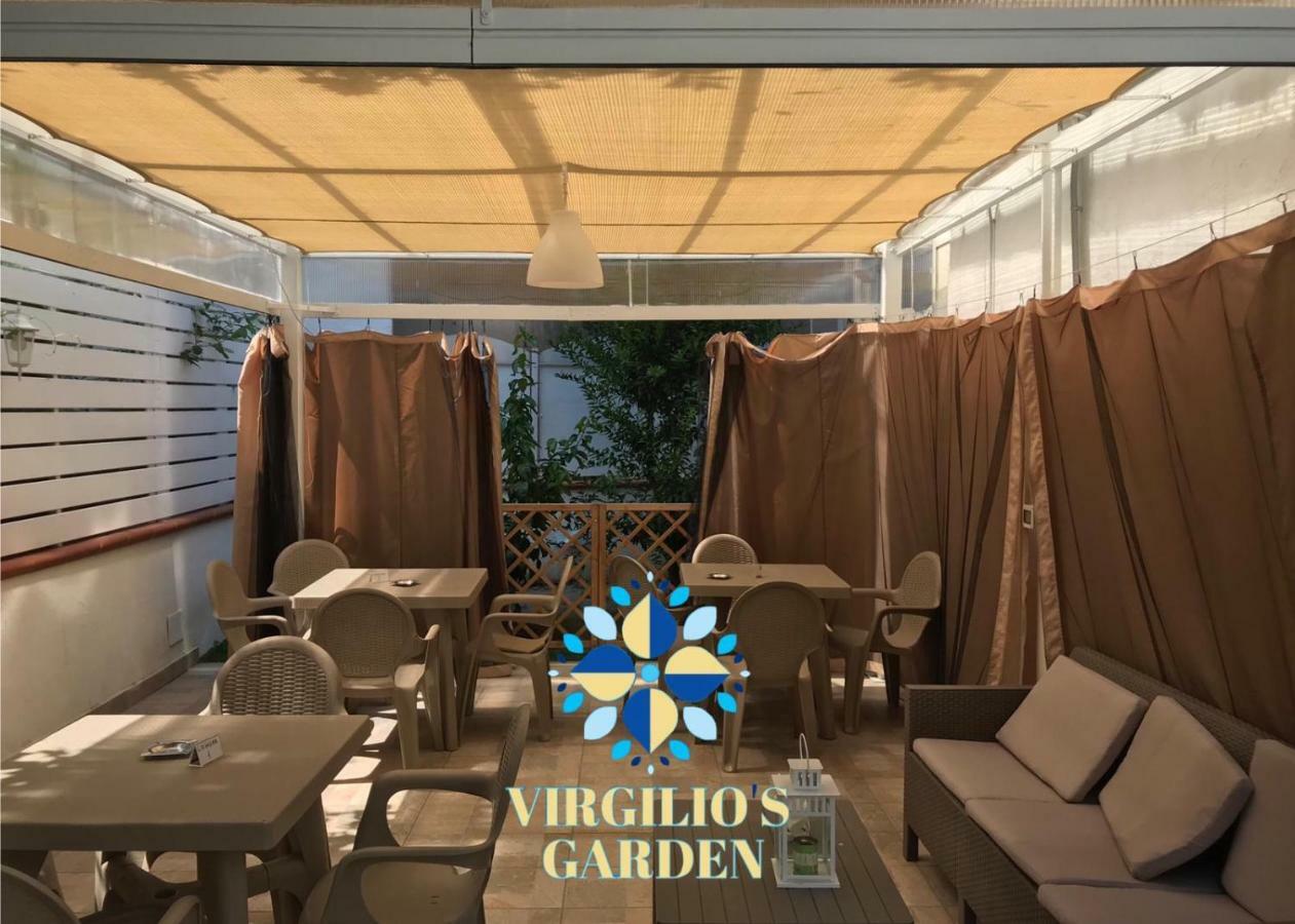 Virgilio’s Garden Bed and Breakfast Castellammare di Stabia Buitenkant foto